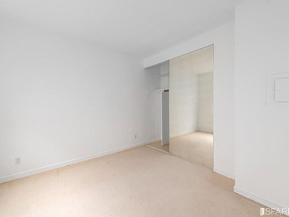 5th image of 2185 Bush St #206-L
