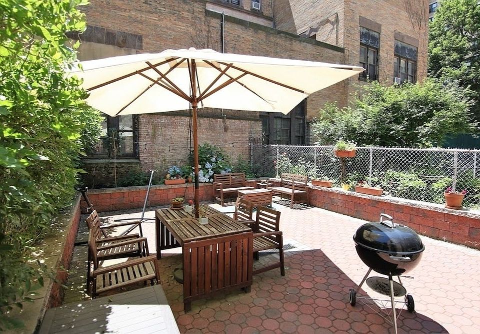 1st image of 140 W 92nd St APT 1B