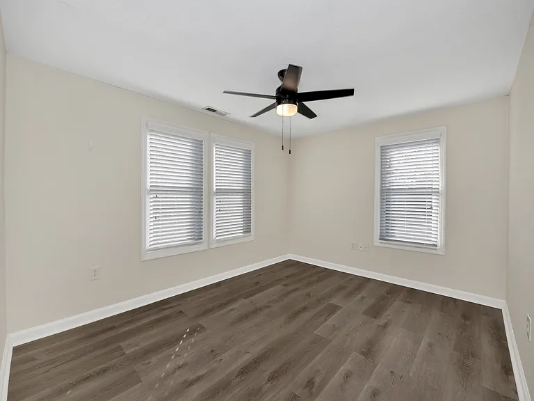 221 Beirne Ave NW — Photo 15