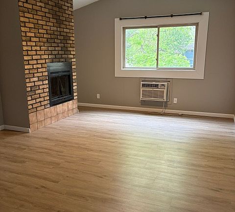 2nd image of 1309 10th St S #1309