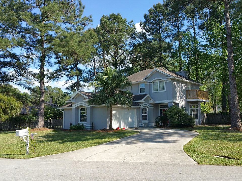 1st image of 700 Remington Forest Dr