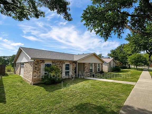 2nd image of 2930 Furneaux Ln