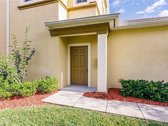 3rd image of 14758 Calusa Palms Dr APT 201