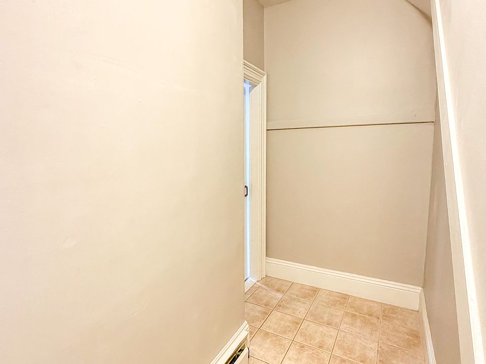 Private foyer