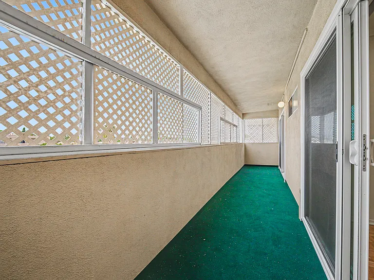 6342 Morse Ave #309 — Photo 30