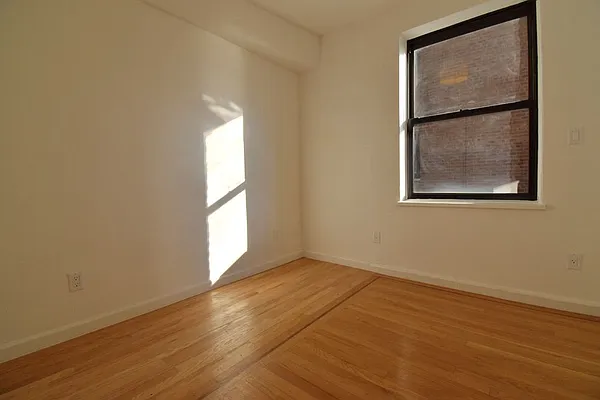 Rented by Skyward | media 38