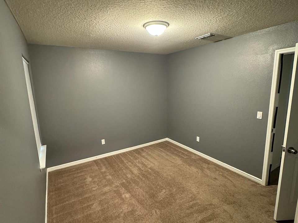 2nd image of 1805 Tohoqua Blvd #1805
