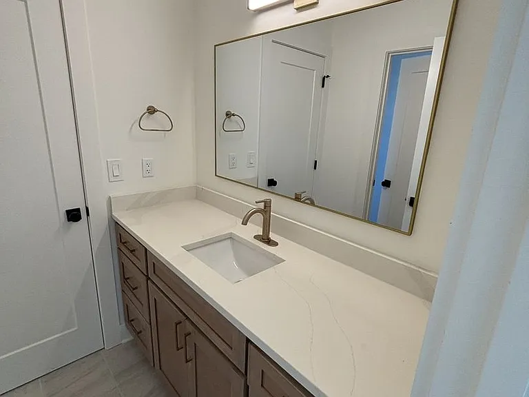 4A Belle Forrest Ave — Photo 19