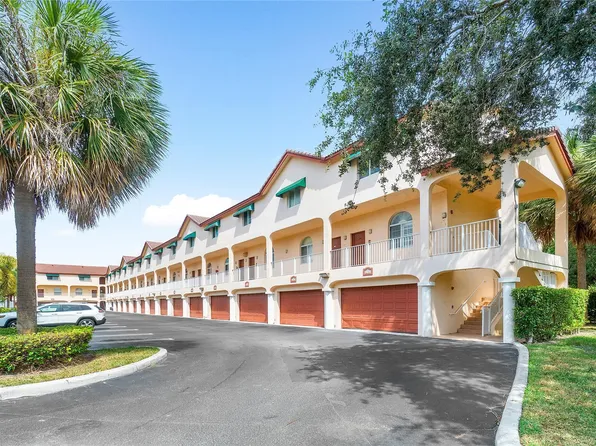 2455 NE 14th Street, Pompano Beach, FL 33062