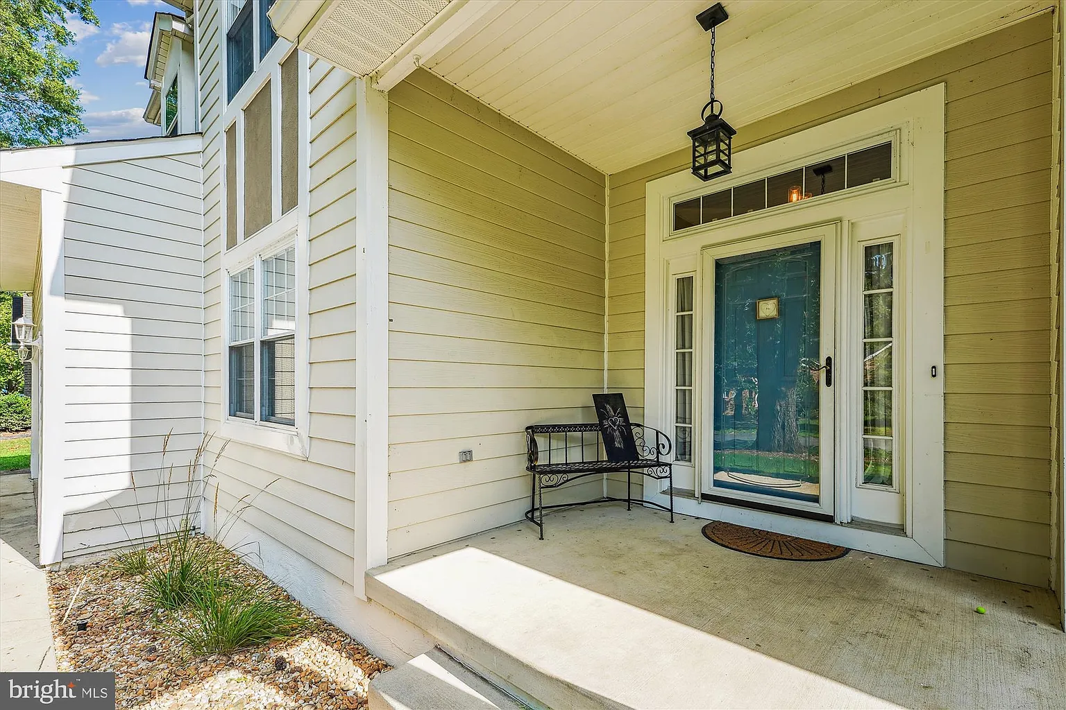 14590 Bachelors Hope Dr photo 1