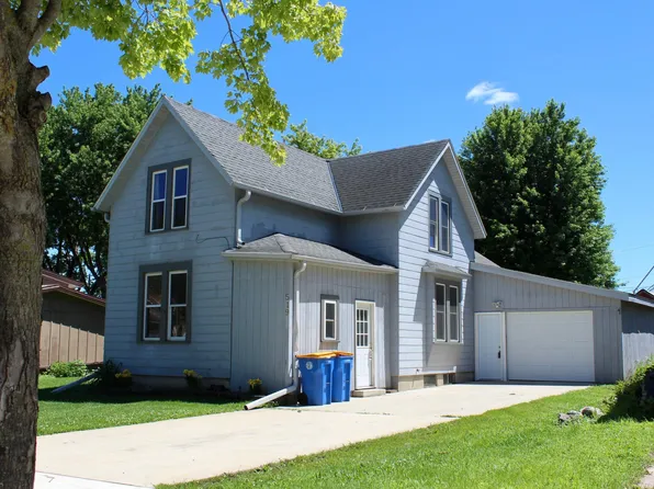 519 1st St NE, Blooming Prairie, MN 55917