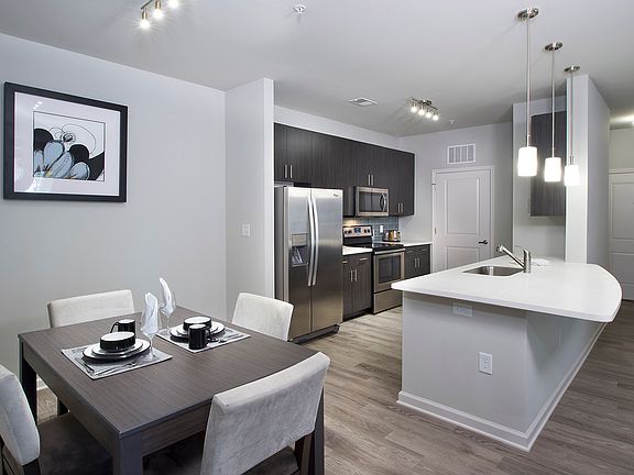 2nd image of 700 Gates Mills Dr #7-0304