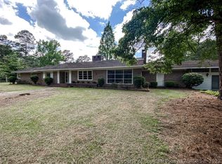 405 Barker Ten Mile Rd, Lumberton, NC 28358