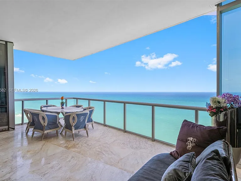 17121 Collins Ave #Penthouse 4406 — Photo 40
