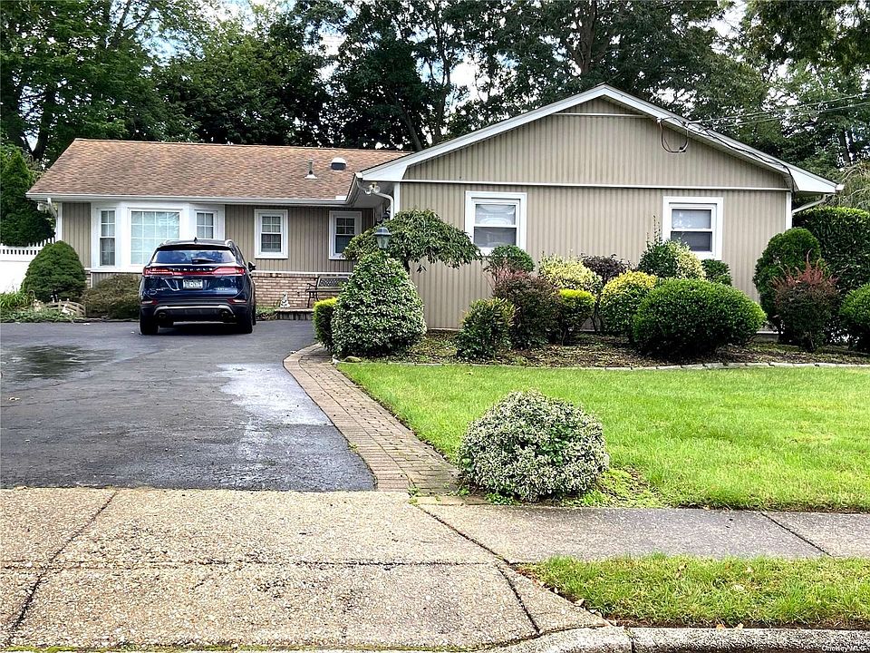 1st image of 79 Schneider Ln