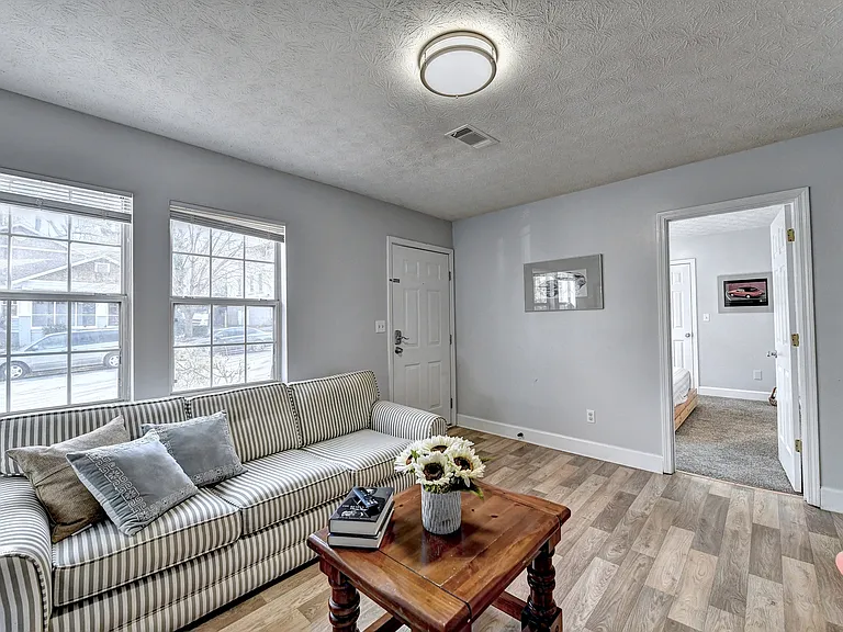 1170 Atlantic Dr NW — Photo 11
