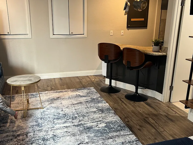 1625 Neptune Ave — Photo 4
