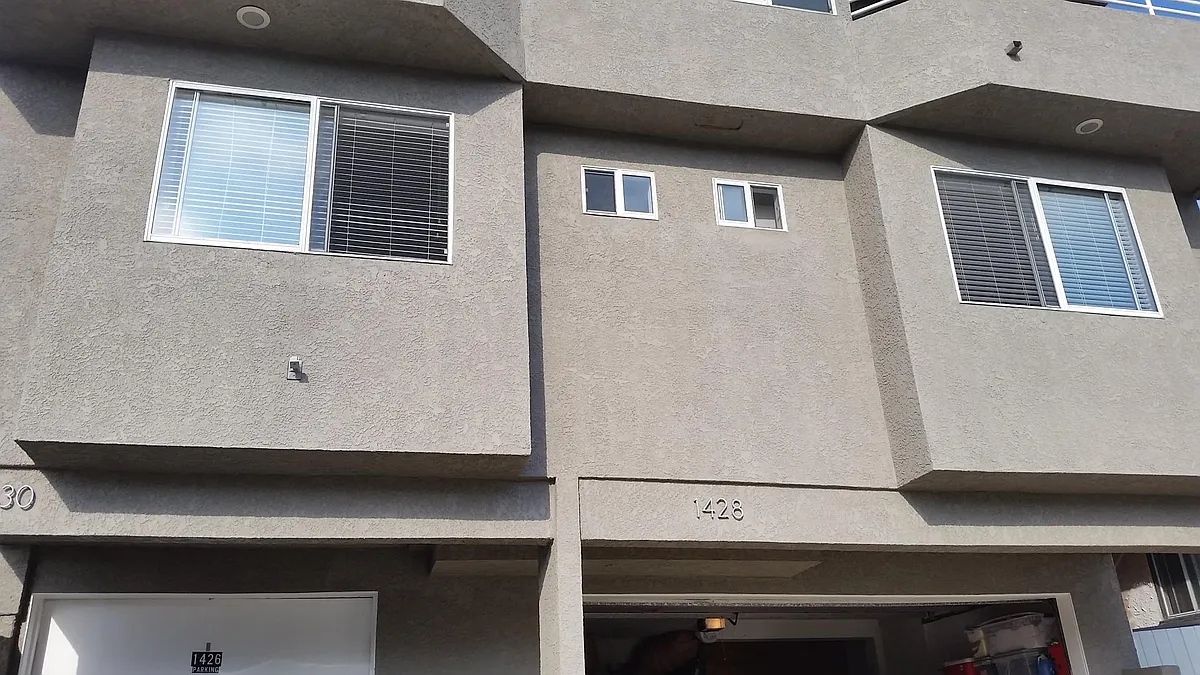 Building Photo - 1428 Hermosa Ave