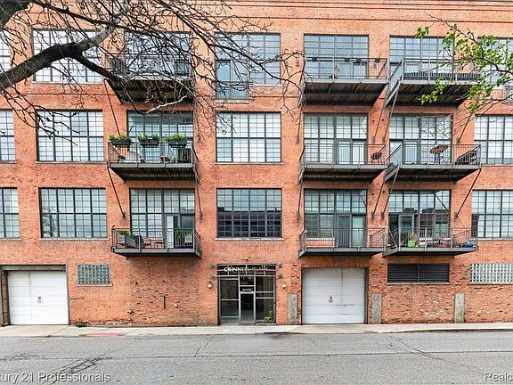 3rd image of 2003 Brooklyn St APT 410