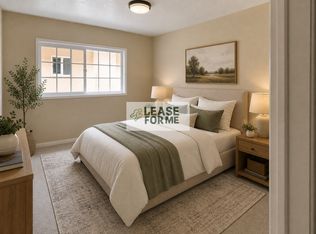 6124 Middleton St, Huntington Park, CA 90255