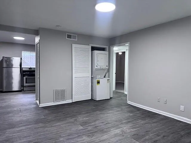 9 Clay St SE #11 — Photo 6