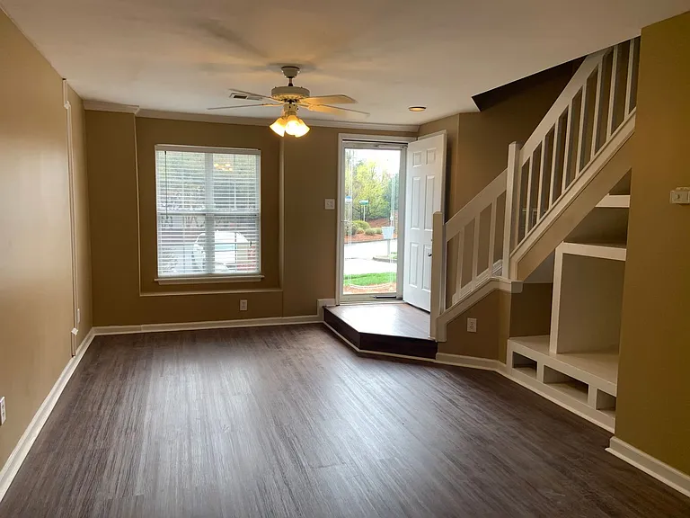 3703 Winborne Ln — Photo 2