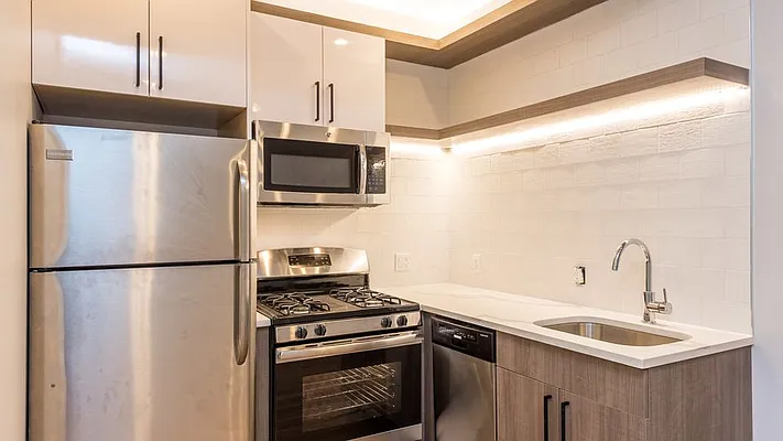 Rented by Nooklyn NYC LLC | media 38