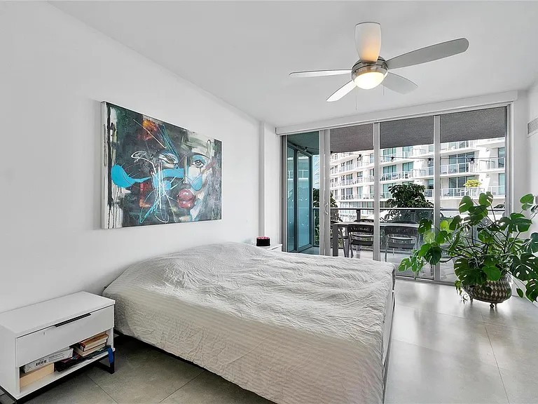 6620 Indian Creek Dr #315 — Photo 15