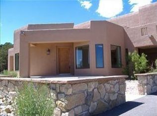 11 Sunrise View Ct, Tijeras, NM 87059