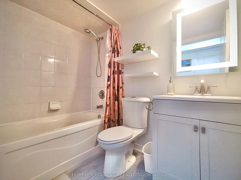 18 Harding Blvd #412 — Photo 16