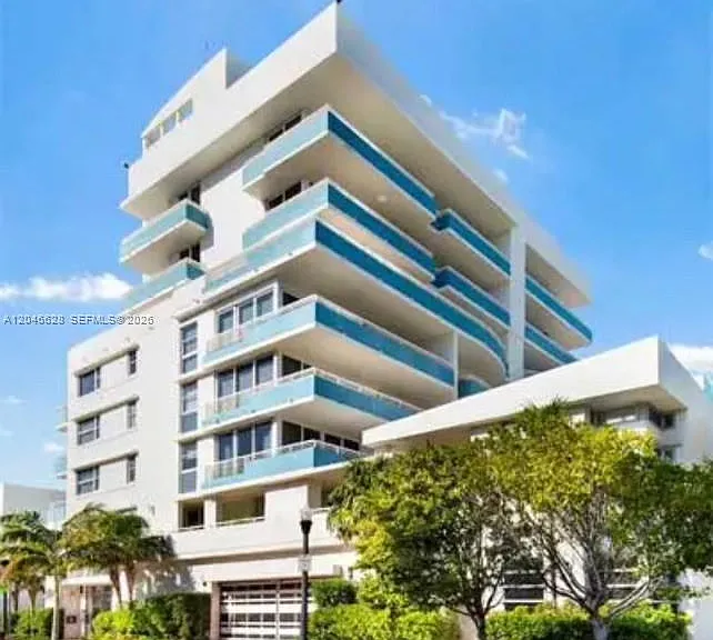 200 Ocean Dr #3C — Photo 1