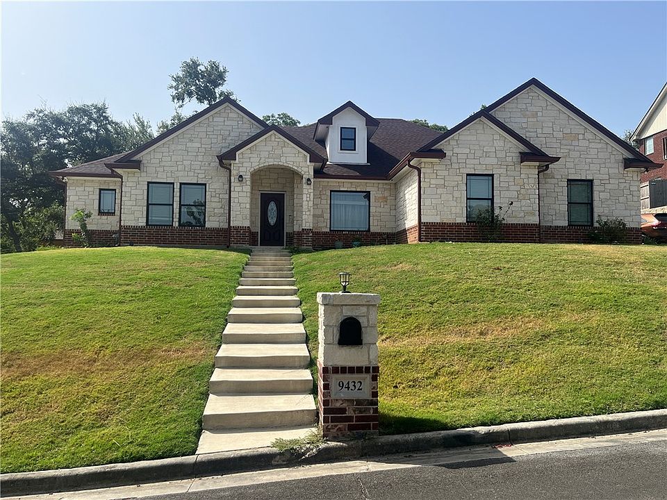 1st image of 9432 Red River Dr