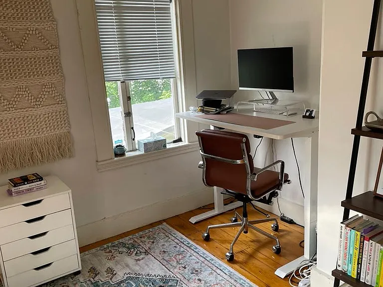 27 Garfield St #2R — Photo 11