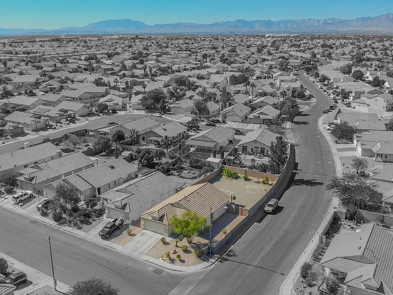 3747 Shadow Tree St — Photo 30