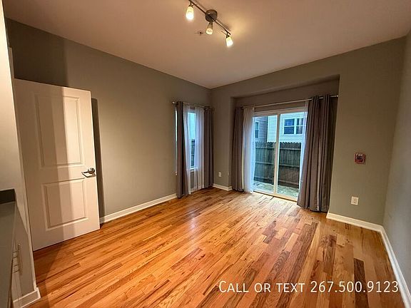 2nd image of 533 Budd St #1D
