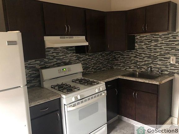 3rd image of 6016 S Calumet Ave APT 1