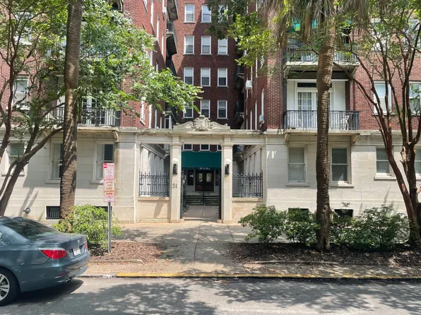 24 E Liberty St APT 16B, Savannah, GA 31401