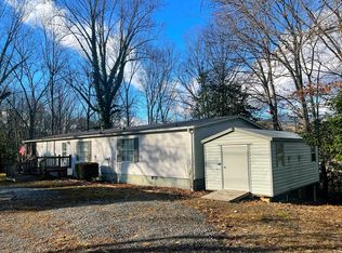 130 Brickfarm Rd, Sylva, NC 28779