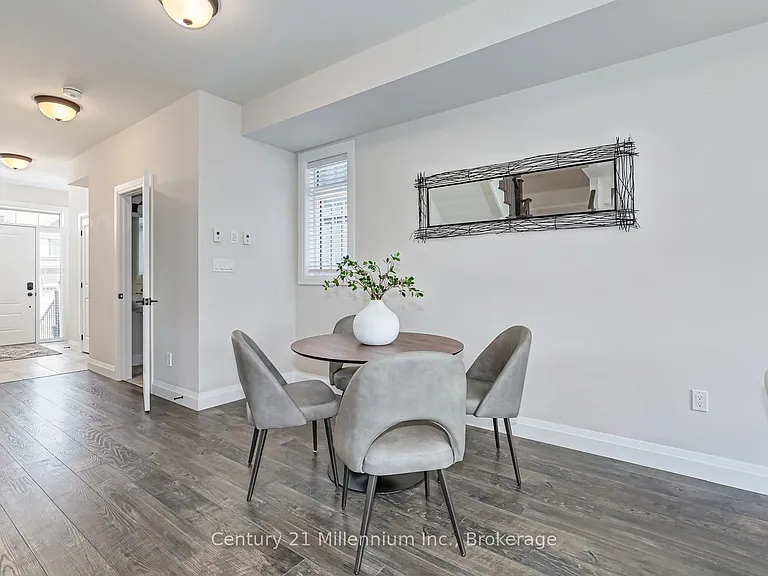 168 Yellow Birch Cres — Photo 8