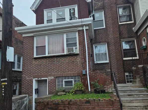 7231 Marsden St, Philadelphia, PA 19135