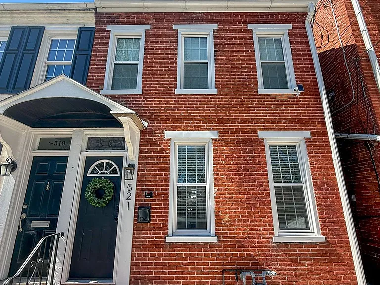 521 Locust St — Photo 1