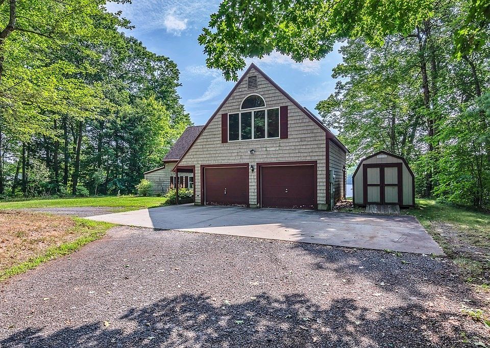402 Ashby Rd, Ashburnham, MA 01430 Zillow