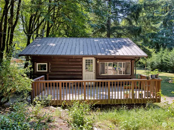 15939 Nesika Bay Road NE, Poulsbo, WA 98370