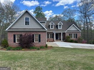 184 Tusquittee Trl, Cornelia, GA 30531