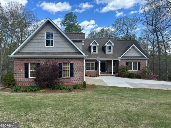 184 Tusquittee Trl, Cornelia, GA 30531