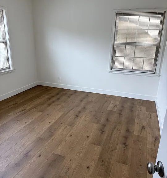 937 S Bedford St — Photo 11