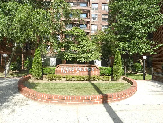 Sold by Outreach Real Estate Inc | media 25