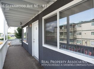906 Glennwood Ave NE APT 12, Renton, WA 98056