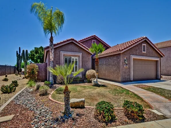 1751 W Amberwood Dr, Phoenix, AZ 85045