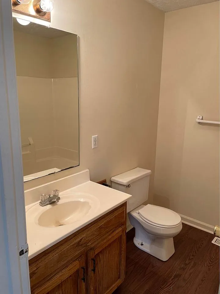 131 Alycia Drive — Photo 2